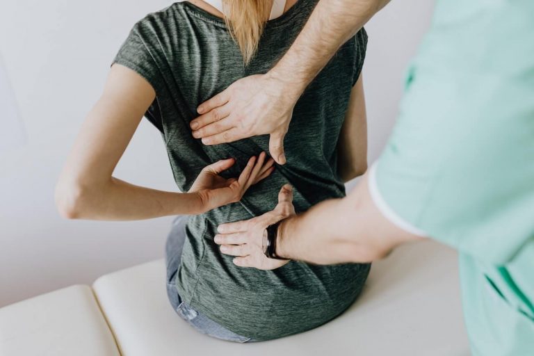 8 Ejercicios para mejorar la postura de la espalda